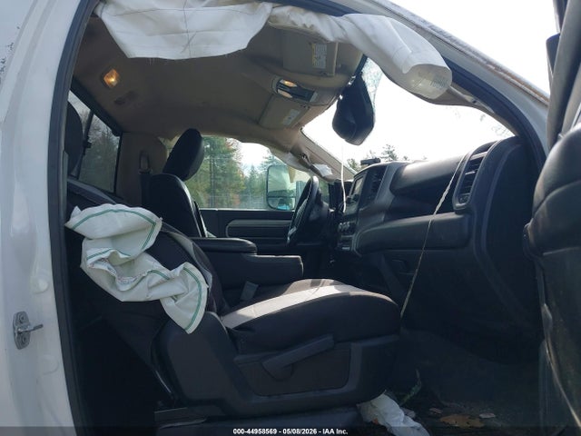 Ram 2500 Tradesman  4x4 8' Box