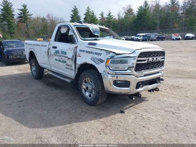 Salvage Ram 2500 Image