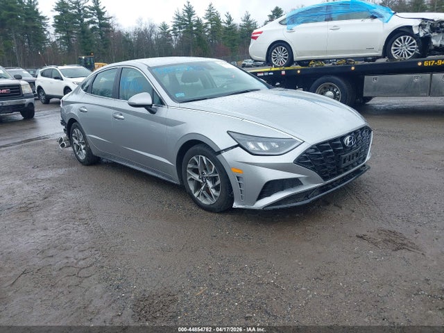 Salvage Hyundai SONATA Image