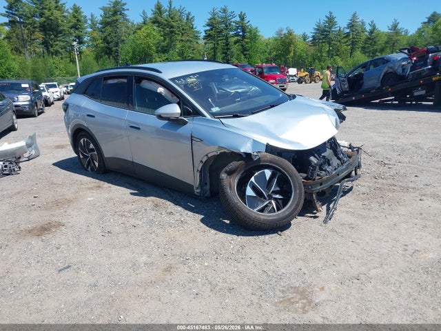 Salvage Volkswagen ID.4 Image