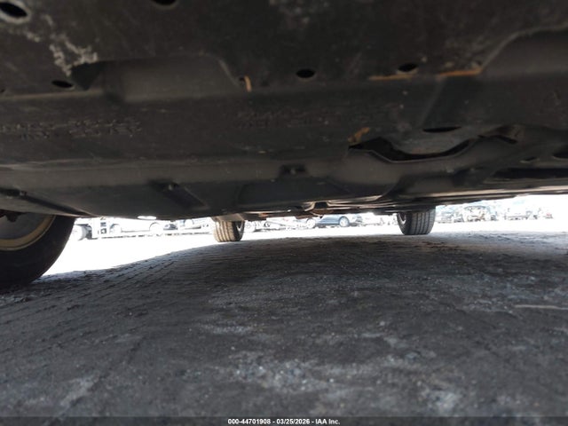 Toyota Prius v Three