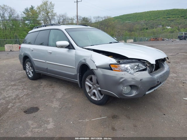 Salvage Subaru Outback Image