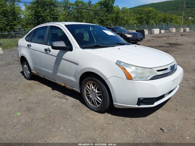 Salvage Ford Focus Image