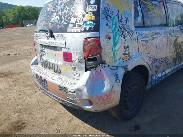 Scion xB