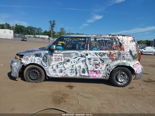 Scion xB
