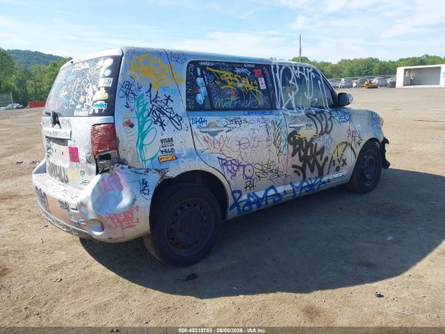 Scion xB