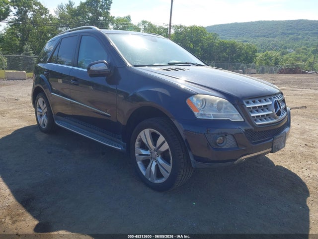 Salvage Mercedes-Benz M-Class Image
