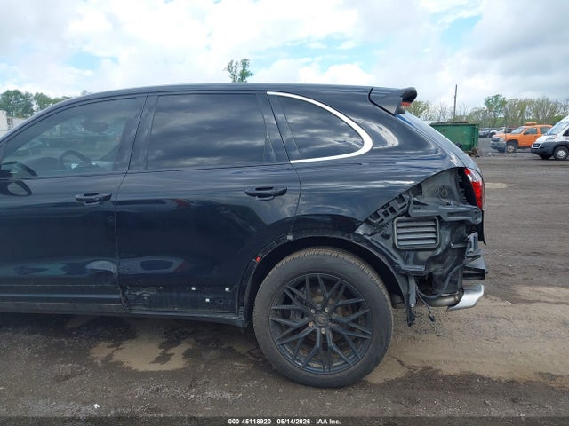 Porsche Cayenne Platinum Edition