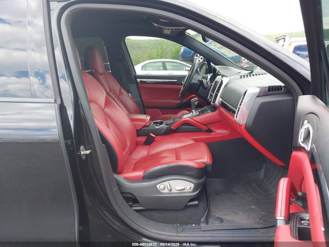 Porsche Cayenne Platinum Edition