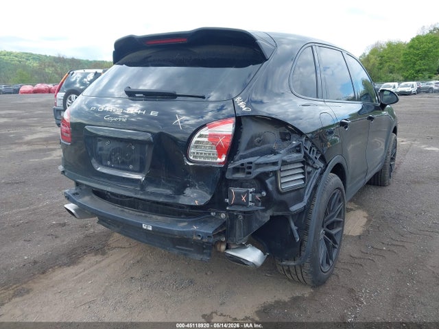 Porsche Cayenne Platinum Edition