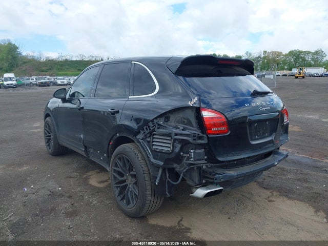 Porsche Cayenne Platinum Edition