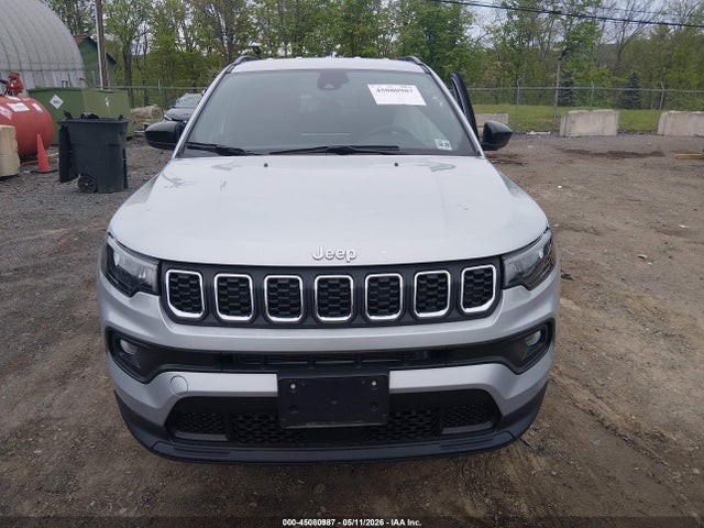 Jeep Compass Latitude Lux Fwd
