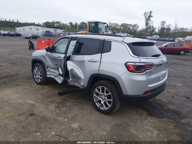 Jeep Compass Latitude Lux Fwd