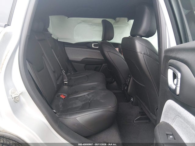 Jeep Compass Latitude Lux Fwd