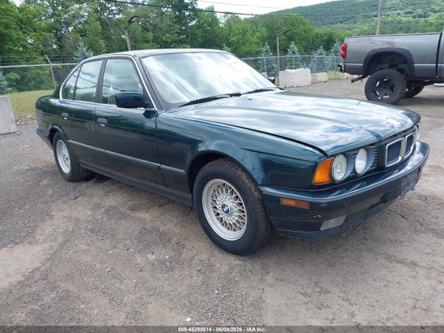 Salvage BMW 5 Series Image