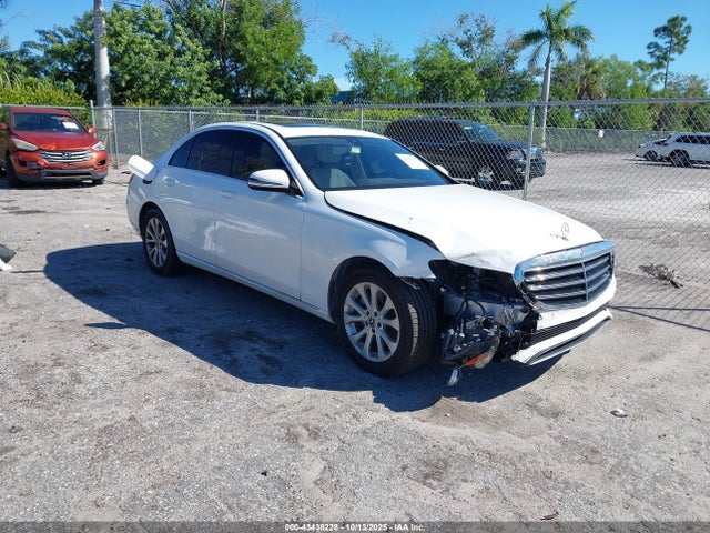 Salvage Mercedes-Benz E-Class Image