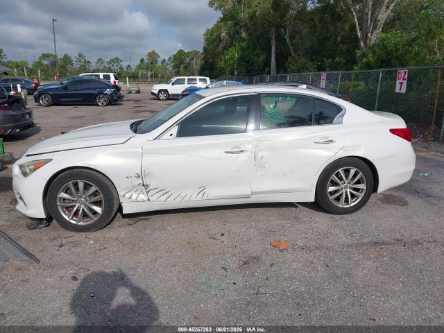 INFINITI Q50