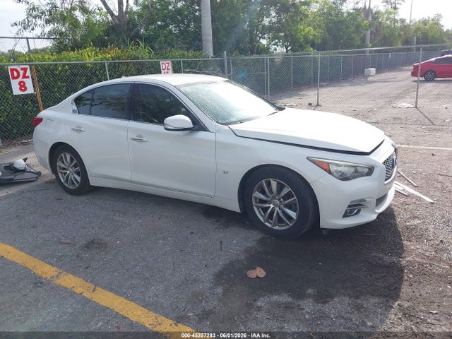 Salvage INFINITI Q50 Image