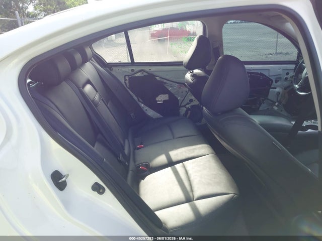 INFINITI Q50
