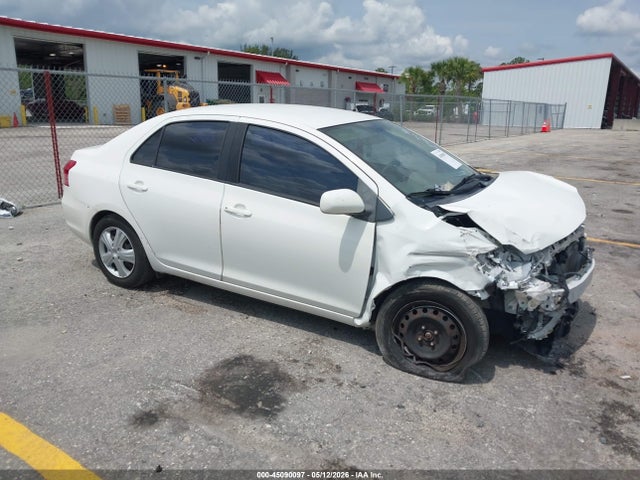 Salvage Toyota Yaris Image