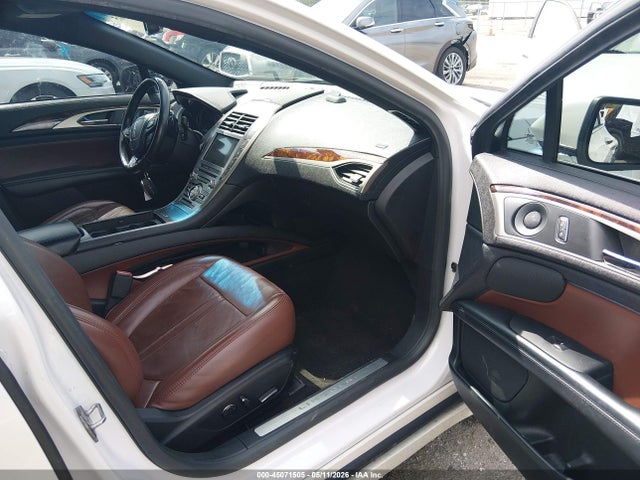 Lincoln MKZ Reserve