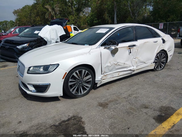 Lincoln MKZ Reserve
