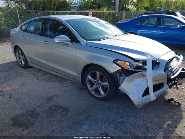 Salvage Ford Fusion Image