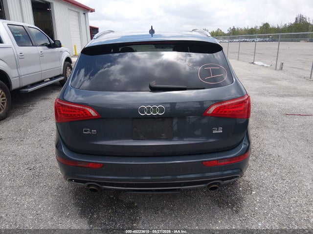 Audi Q5 3.2 Premium Plus