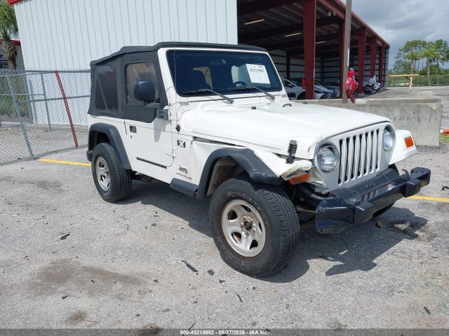 Salvage Jeep Wrangler Image