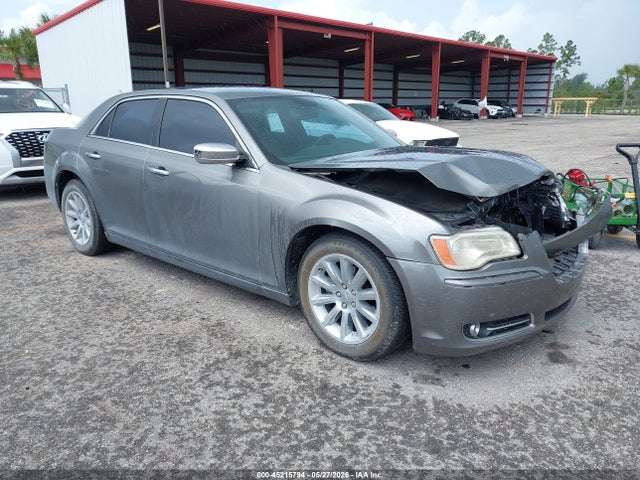 Salvage Chrysler 300 Image