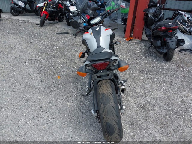Yamaha Mt07