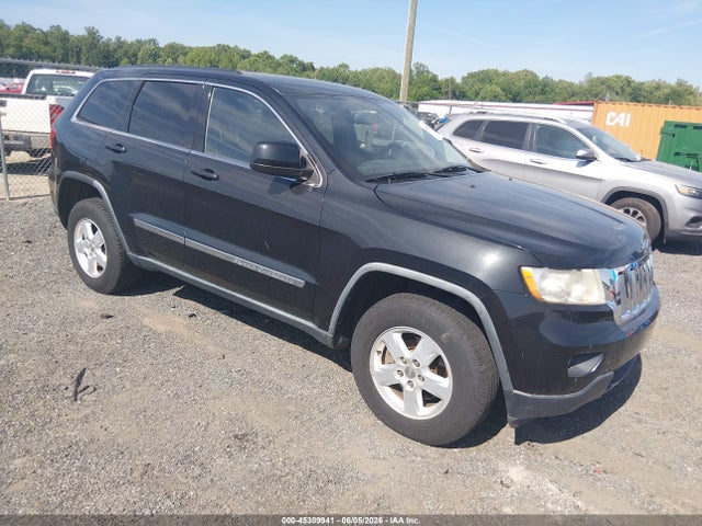 Salvage Jeep Grand Cherokee Image