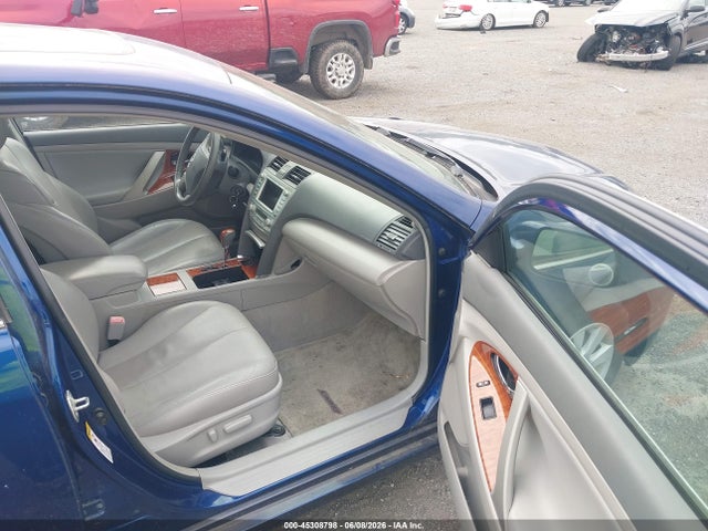 Toyota Camry Xle
