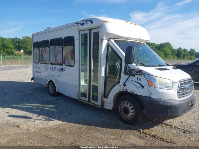 Salvage Ford Transit Image