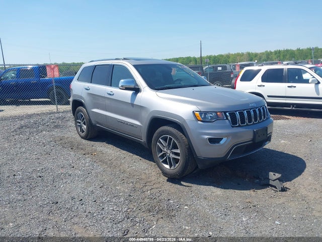 Salvage Jeep Grand Cherokee Image