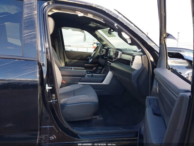 Toyota Tundra Sr5