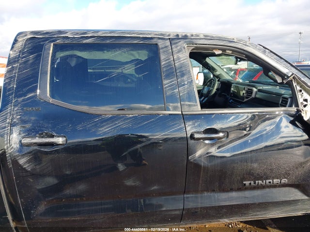 Toyota Tundra Sr5