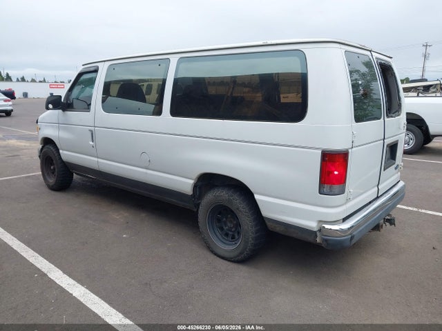 Ford Club Wagon