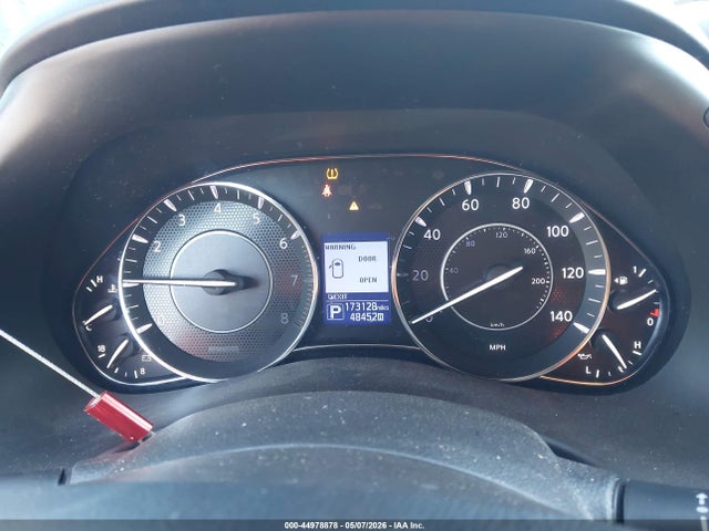 Nissan Armada Platinum
