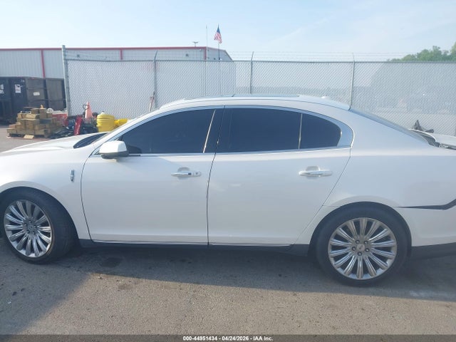 Lincoln MKS