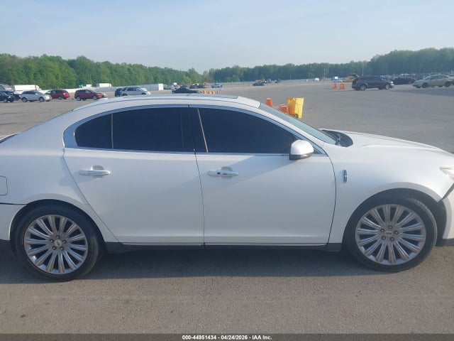 Lincoln MKS