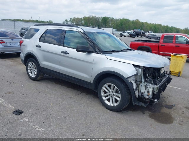 Salvage Ford Explorer Image