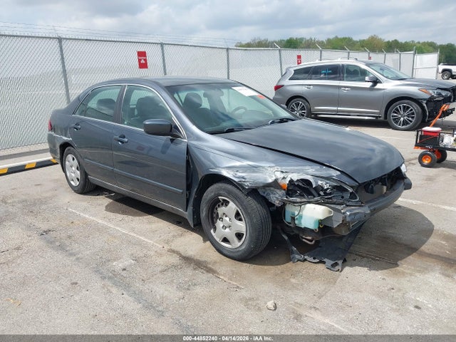 Salvage Honda Accord Image