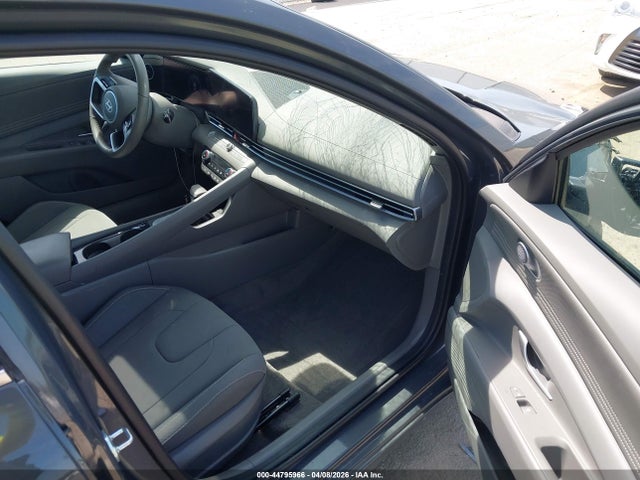 Hyundai ELANTRA Sel Convenience