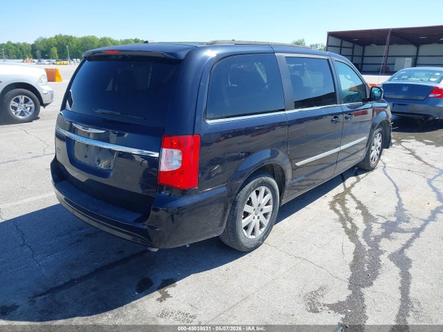 Chrysler Town & Country Touring-l