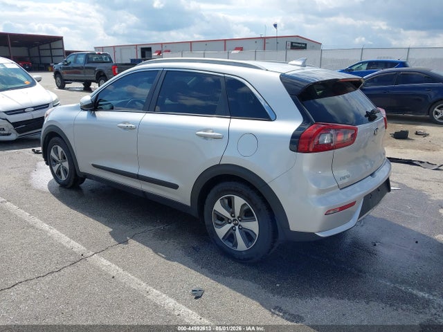 Kia Niro Lx