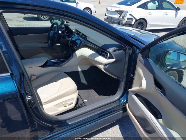 Toyota Camry Xle