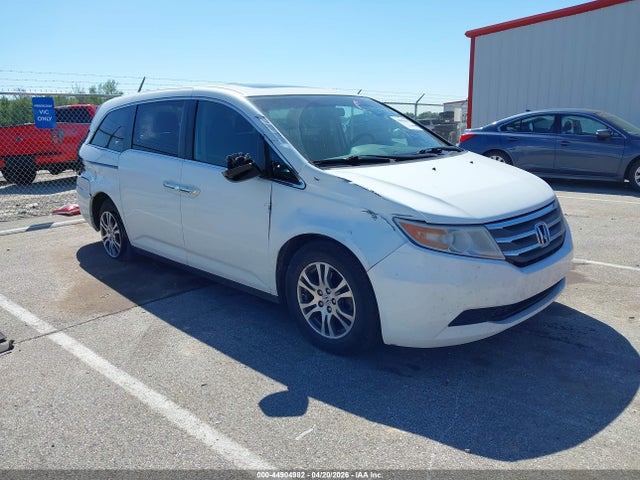 Salvage Honda Odyssey Image