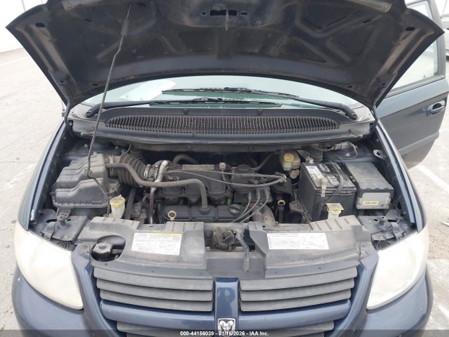 Dodge Caravan Sxt