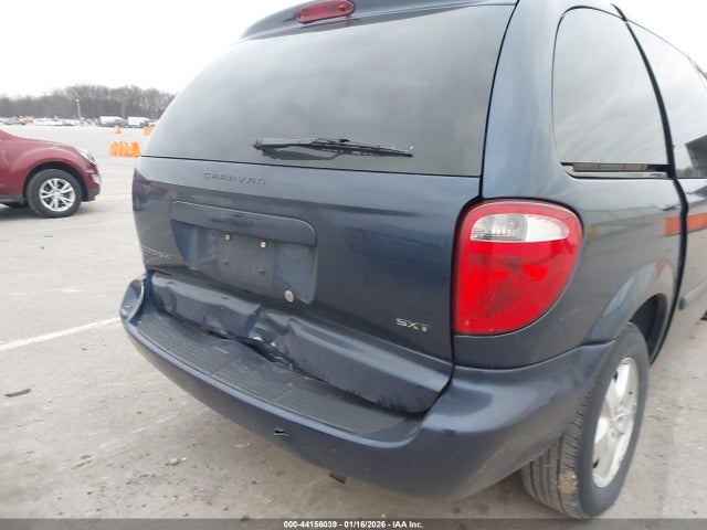 Dodge Caravan Sxt